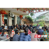 桃江县高桥镇：屋场会上听民意 让民生跟着“民声”走