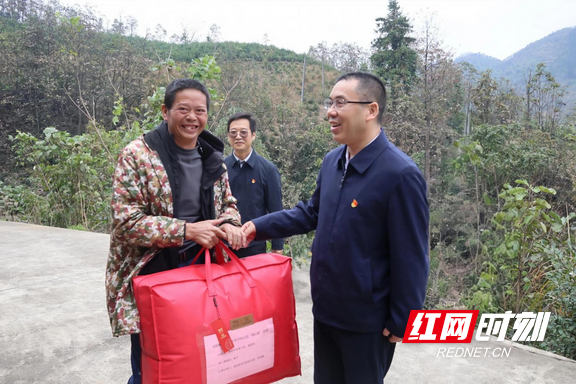 208f8edfd1a9474389e09bd398bf2a39.marked.png 208f8edfd1a9474389e09bd398bf2a39.marked.png