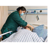 不是亲人胜似亲人!益阳医专附属医院免陪照护成肿瘤患者的“暖心依靠”