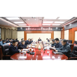 石录明主持召开县委常委会2025年第3次会议