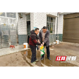 赫山区岳家桥镇：人大代表送温暖 真情慰问暖民心