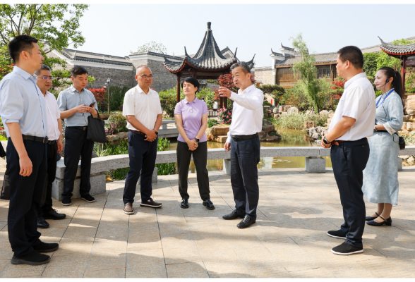 陈竞调研明清古巷历史文化街区建设运营工作