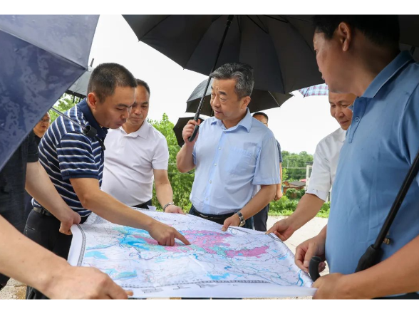 陈竞督导检查全市防汛工作
