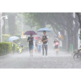 益阳城管全力应对强降雨