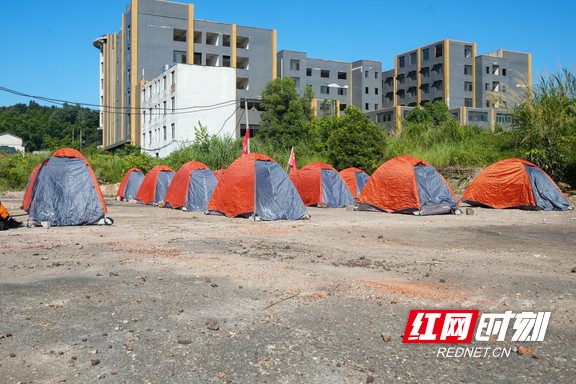 图为模拟事故现场帐篷搭建区.marked.jpg