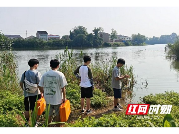 青春力量护碧水 湖南城市学院实践团为兰溪河做“全面体检”