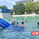 大通湖区千山红镇：防溺水“童”行 公益惠民心