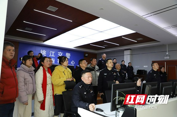 0e3a7a4e501941d6a0311a48a3851b7e.marked.jpg 0e3a7a4e501941d6a0311a48a3851b7e.marked.jpg