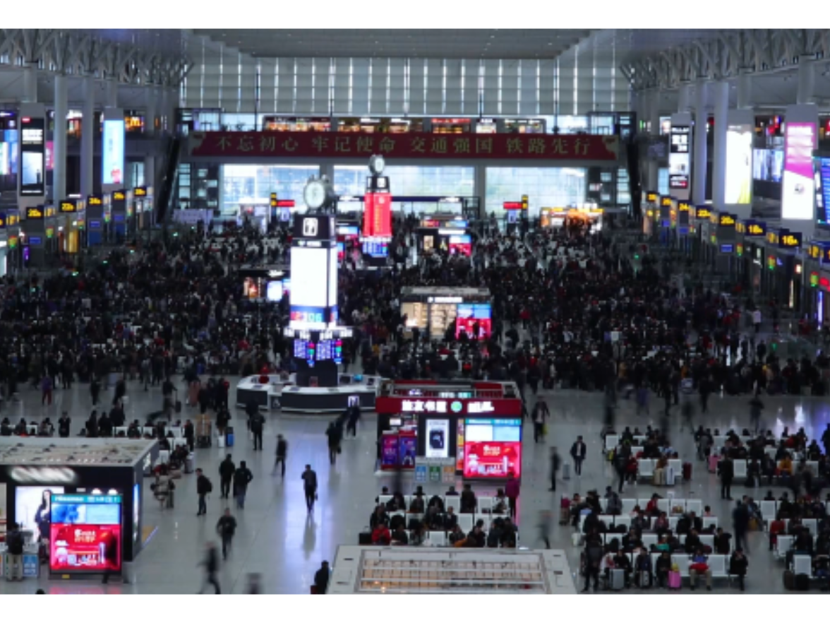 新春走基层丨春运“守夜人”，护航“团圆路”