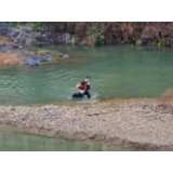 9岁男童落水，他跳河救人后选择默默离开