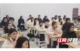 益阳职业技术学院：开学首日听评课 把脉教学提质效