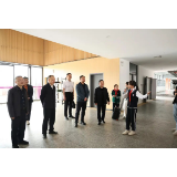 李丰调研全区教育高质量发展工作