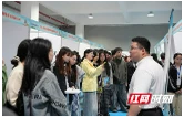 2300个岗位“职”达校园！益阳医专2026年春季双选会助力毕业生高质量就业