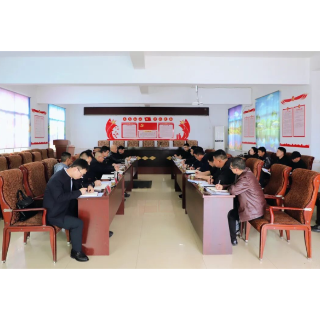 罗立峰赴金盆镇调研规范农垦国有土地管理工作