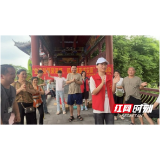 资阳区文昌阁社区:党建引领聚温情 粽叶飘香送安康