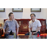 向世聪走访看望老同志