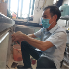 【我为群众办实事】小区里的热心人——“迈哥”