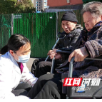 防控下的雨花区养老院:封院不封爱,温暖一直在