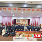 长沙市南雅梅溪湖中学开展关爱老人志愿服务活动