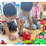 “上班带娃”两不误，“托”起家门口的幸福