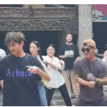 视频丨“吕秀才”跳刀马  古装蹦迪+NPC群舞  靖港，你还有多少惊喜