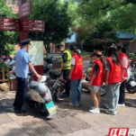 “五一”城市管理“不打烊” 他们坚守岗位扮靓长沙