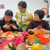 温情五月颂母恩，涵养家风筑和谐