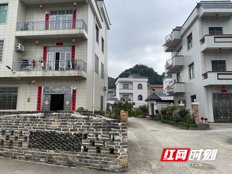 东江村.jpg 东江村.jpg