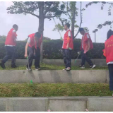 清洁“母亲河” 守护碧水蓝天