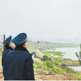 “空中城管”查处首例焚烧垃圾顶格处罚案