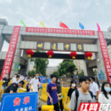 长沙高考生模拟赶考 细节在每一颗拧紧的螺丝里