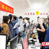 课上做卷子 课下包饺子，明达中学育分更育人