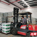 春耕物资搭乘“红卡车”抵达田间地头