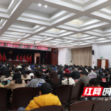 “五个一百”行动掀起热潮 激发干事创业动能