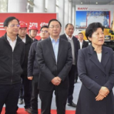 吴桂英：以更大力度更快速度推进自贸区建设