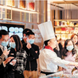 长沙餐饮“优等生”火爆出圈