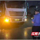 夜间整治不停歇 严查渣土扬尘扮靓星城