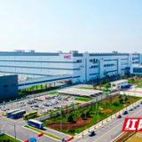 卯足劲，干起 | 64万平米“巨无霸”干出“加速度”