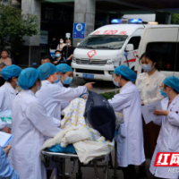 生死时速 两院携手开展“胎盘早剥”急救演练