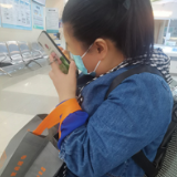 精准康复辅具适配 益阳爱尔为低视力患者“补光”