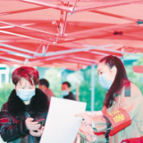 微光汇成星海 长沙防疫一线闪耀最美“志愿红”