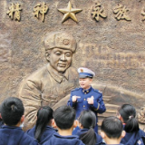 长沙持续擦亮“雷锋家乡学雷锋”品牌，学雷锋已成市民的自觉行为