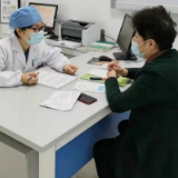 小心!服药不规律也能引起药物不良反应
