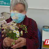 援沪直击 | 方舱里的相濡以沫