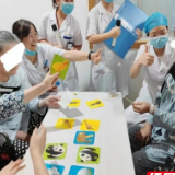 老人卒中后“失语” 医生让她“唱出来”