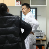 腰痛老好不了 不妨来疼痛科看看