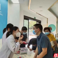 呵护口腔健康 长沙市口腔医院义诊活动进社区