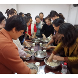洪江市妇联举办家庭助廉暨中式面点培训活动