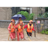 时隔15天再度遭袭，洪江区再战强降雨