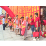 怀化辰溪爱心企业为40余名环卫工人送“清凉”